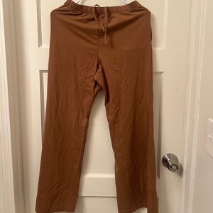 Straight leg brown uniqlo pants